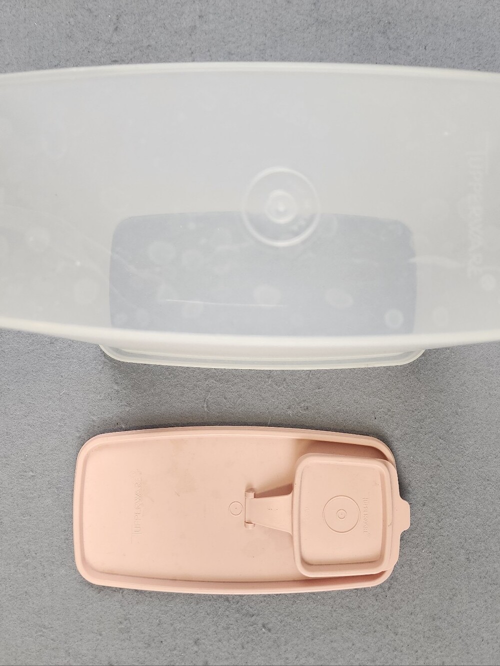Vintage Tupperware Super Cereal Storer 1588-Sheer Base With Pink Pouring Lid - Picture 5 of 5